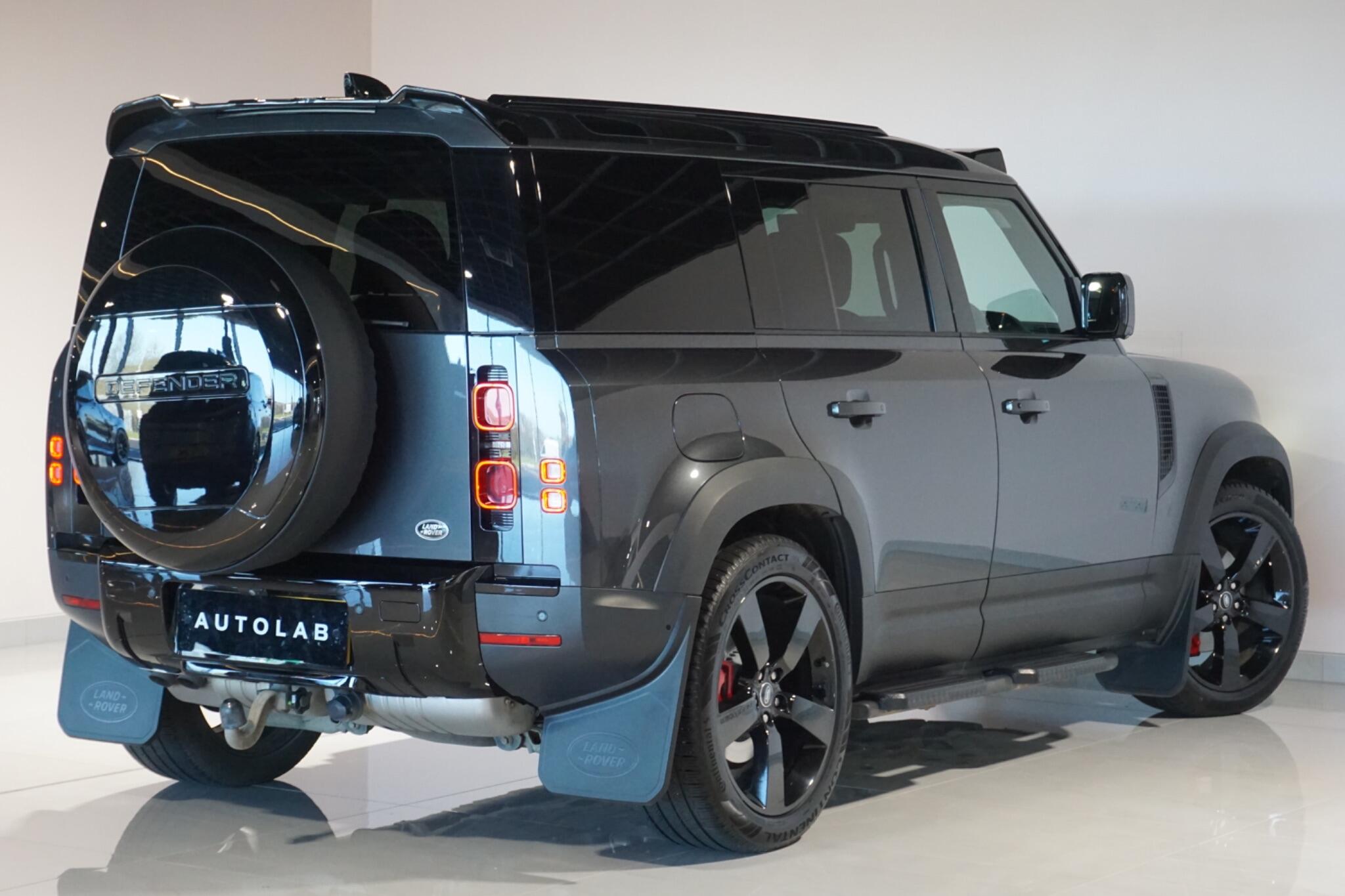 Land Rover Defender 110 3.0 D300 MHEV HSE Hard Top SUV 5dr Diesel Auto 4WD MWB Euro 6 (s/s) (300 ps)